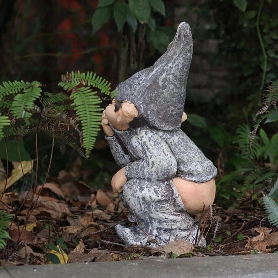 THE PERFECT PART Gnome Decor - Funny Pooping Mini Gnome Statue, Naughty Resin Garden Gnome for Decor, Naked Miniature Dwarf Gnome Figurine for Home Garden Ornament, Funny Lawn Gnome Statue