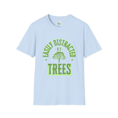 T-Shirt Unisex Softstyle, Distracted by Trees