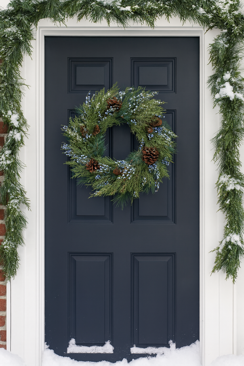 Rust and Cinder Mixed Pine Wreath
