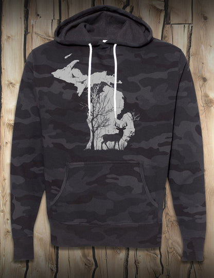 Deer in the Woods - Hoodie - Black Camo