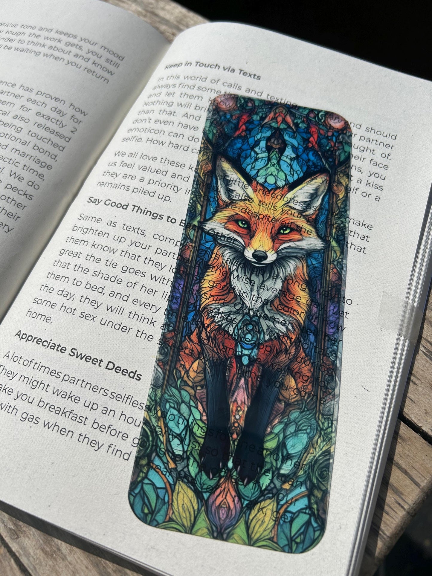 Charming Fox Decor Bookmark - Rustic Woodland Fox Design, Nature-Inspired Keepsake, Perfect for Adding a Whimsical Touch to Your Reading