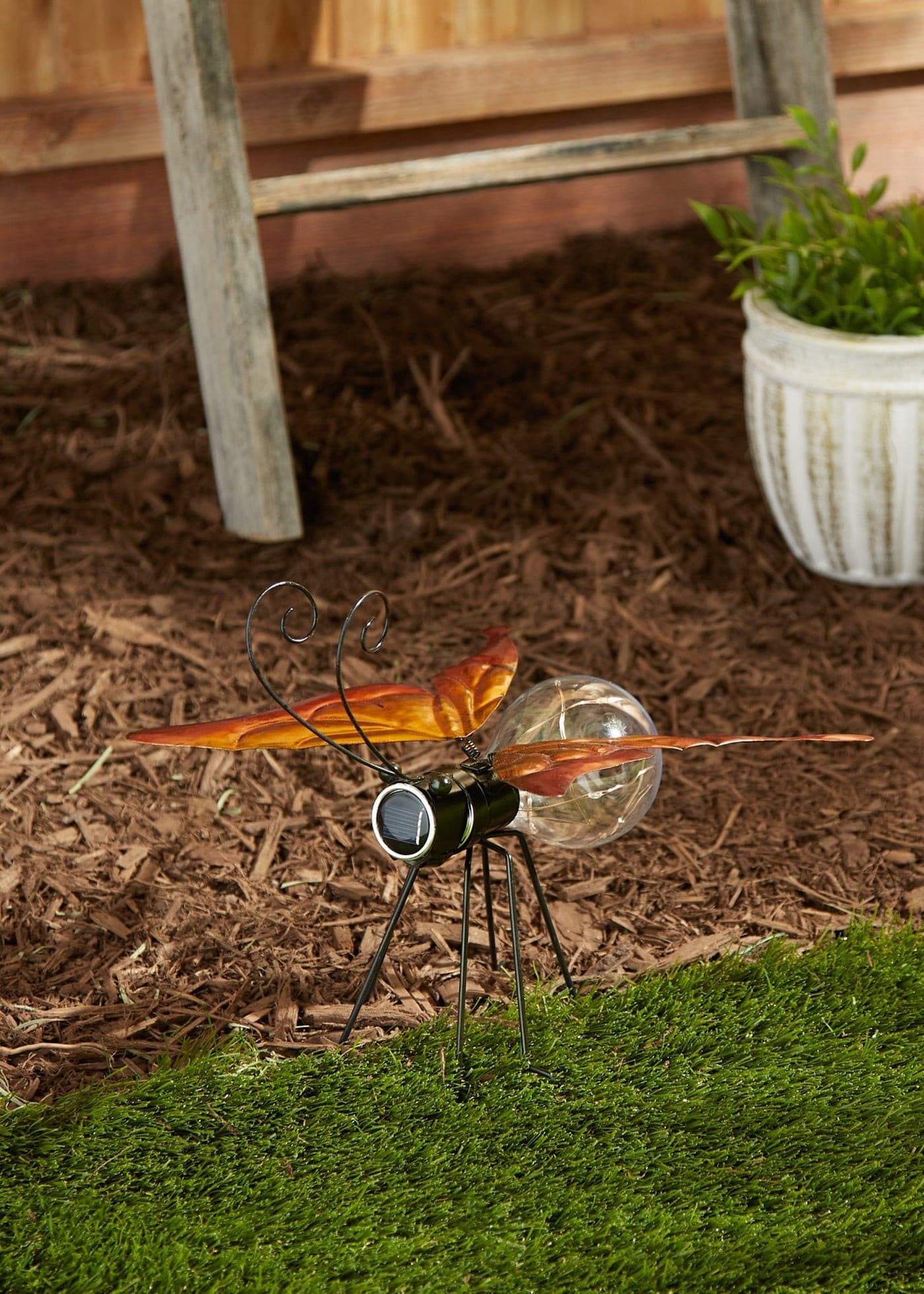 SOLAR BUTTERFLY GLOW BUG FIGURINE
